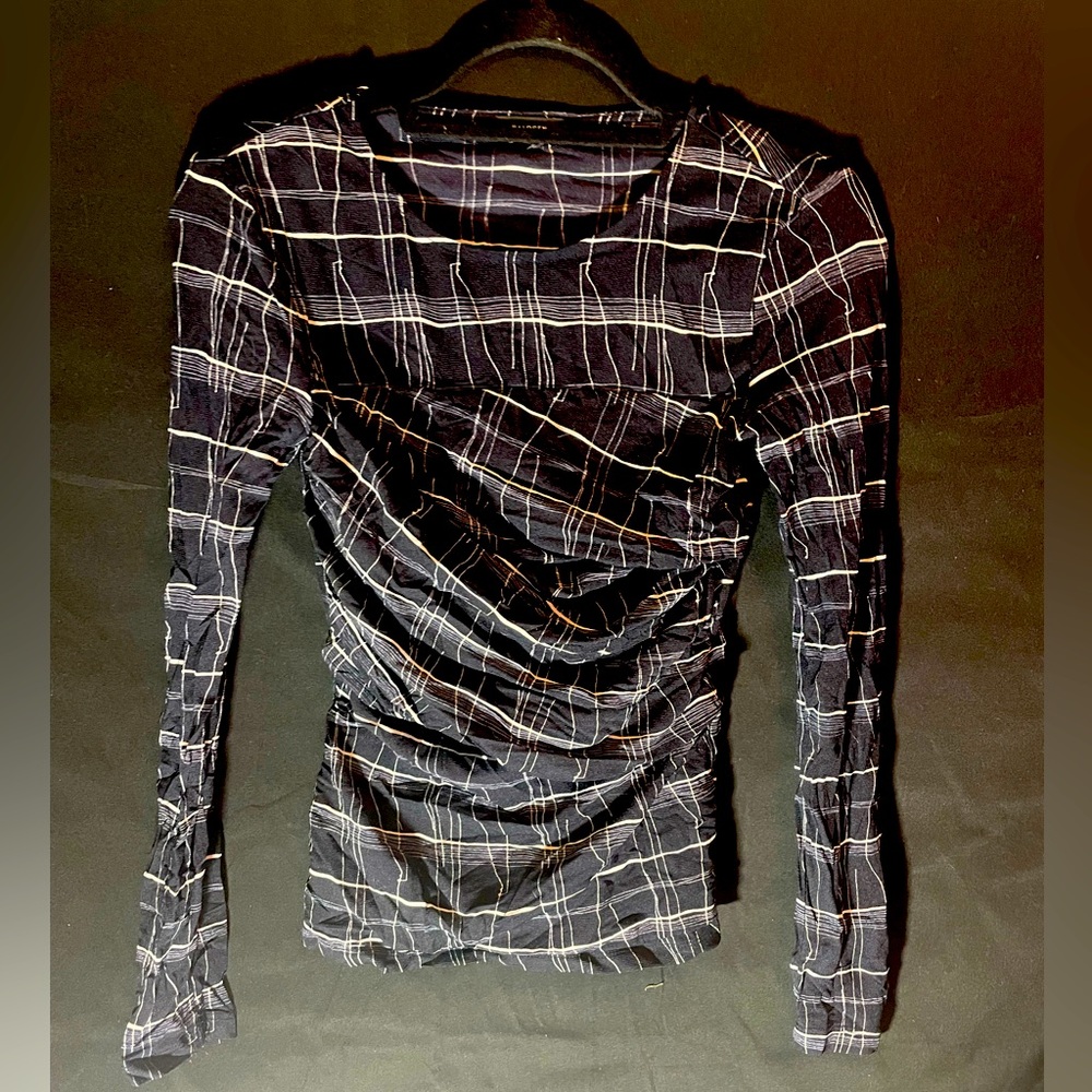 Lovely Black & White Blouse